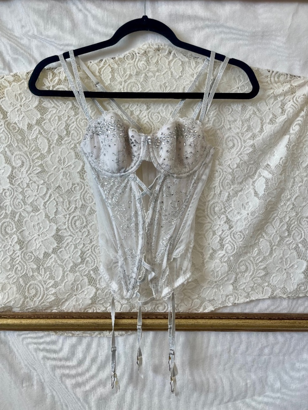 Victoria's Secret White Rhinestone Bustier Corset 34B